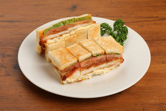 海老カツサンドイッチ ￥1,181（税込）